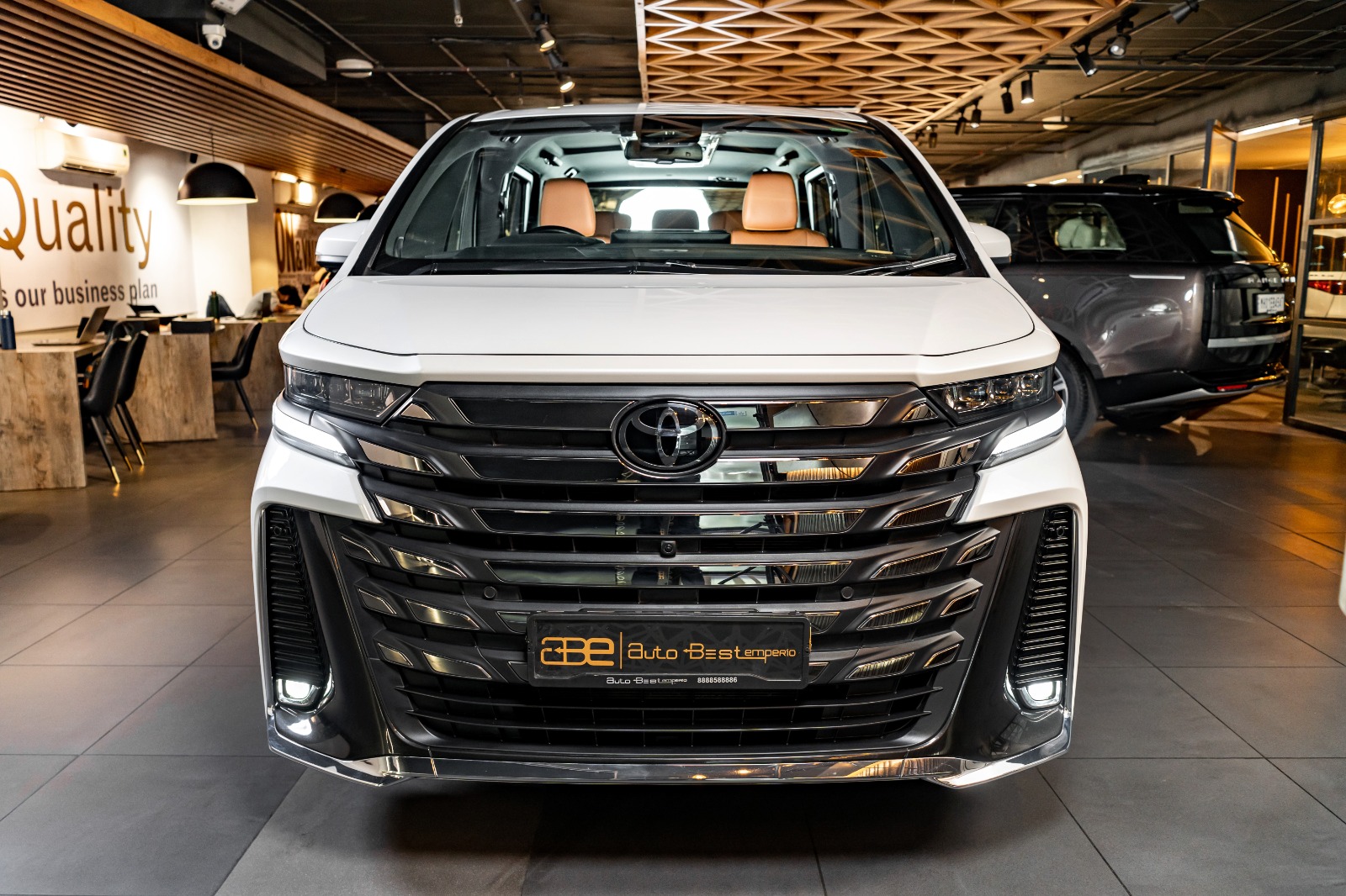 Toyota VELLFIRE EXECUTIVE LOUNGE