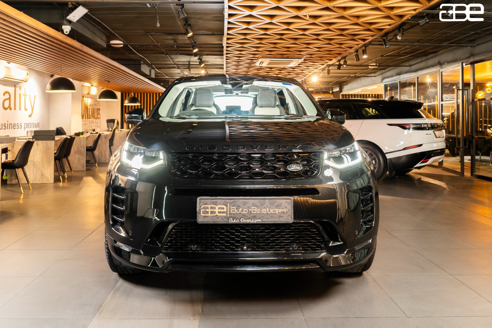 Land Rover Discovery Sport R-DYNAMIC