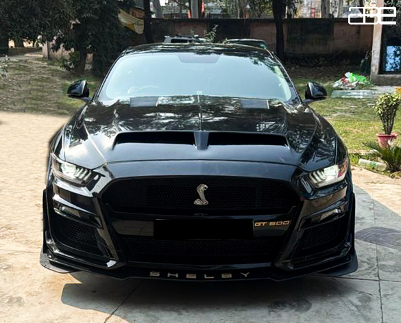Ford MUSTANG V8 5.0L