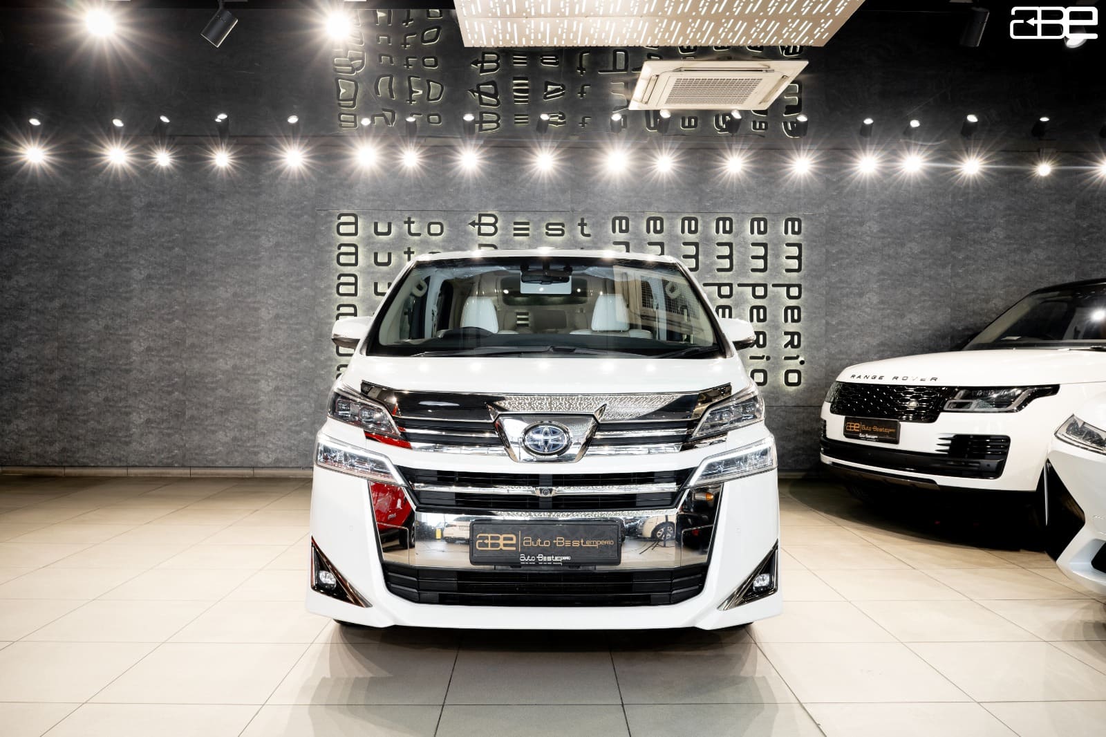 Toyota VELLFIRE EXECUTIVE LOUNGE